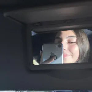 Pet sitter attentionnée