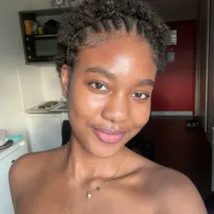 Je vous propose mes services en tant que babysitter à Nîmes 