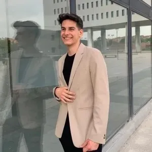 Cuidador y Paseador de perros en Móstoles y alrededores