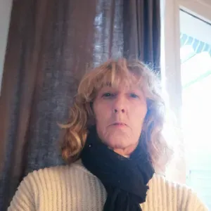 Une Pet-Sitter à Yerres pour promenades