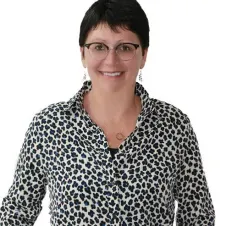 Femme de ménage cote de jade