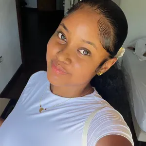 Baby-sitter expérimentée à kourou