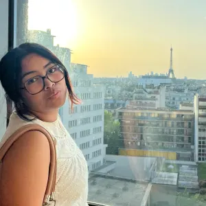 Baby-sitter expérimentée à Saint Cyr l'école 
