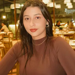 Pet-Sitter Franco-Brésilienne à Paris