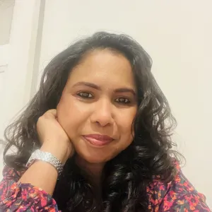 Housekeeper in paris. Cleaning.