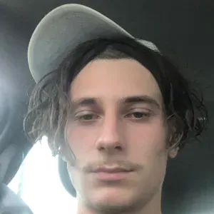 Baby-sitter BAFA en cours journée, soirs & week-ends