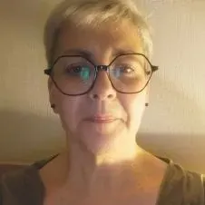 Baby-sitter  attentionnée ,patiente ,douce avec plein de s