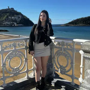 Canguro en Bilbao con experiencia 