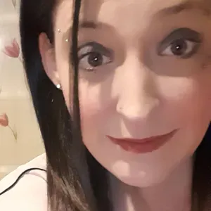 Femme de ménage,repassage,garde d'animaux,garde d'enfant