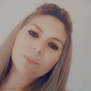 Femme de ménager gardé enfants