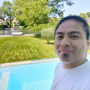 Love Pet sitting services 