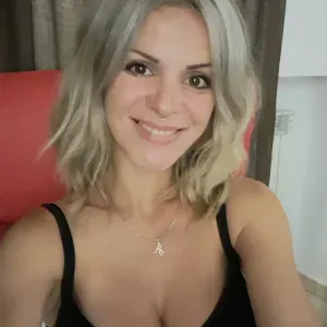 Mamma con esperienza pluriennale