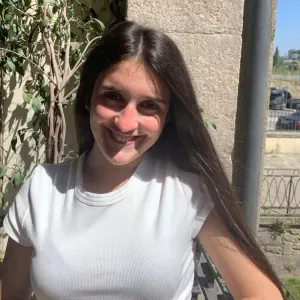 Babysitter profissional no Porto