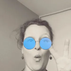 NOUNOU SOPHIE expérimentee avec les enfants 