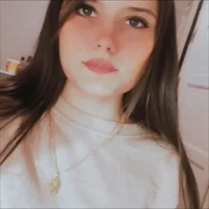  Baby-sitter expérimentée à Paris