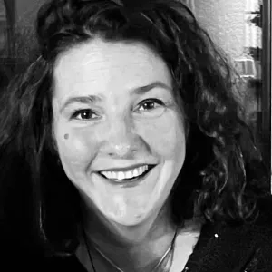 ASISTANTE POLYVALENTE MULTI SERVICES