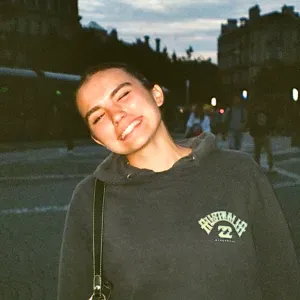 Baby-sitter bilingue à Bordeaux 