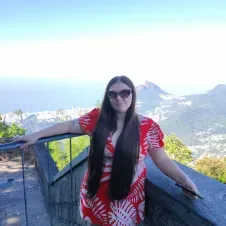 Limpezas em geral, experiência na área , disponível.