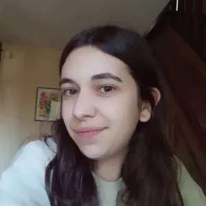 Jeune baby-sitter aux alentours de Fleury-les-Aubrais