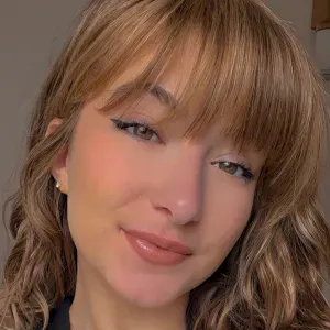Super étudiante pet-sitter à Amiens