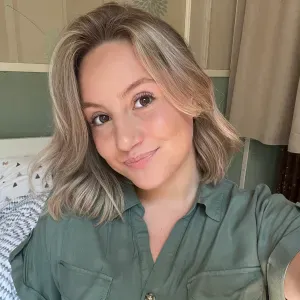 Baby-sitter de 20 ans à Lyon 🌸