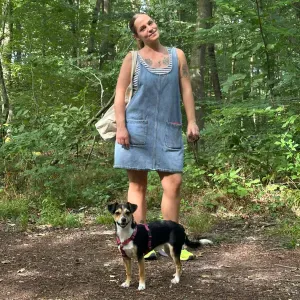 Pet sitting services for doggies : visits, walks and more