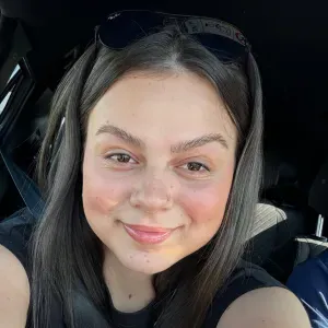 Empregada de Limpeza, cuidadora de idosos e crianças 