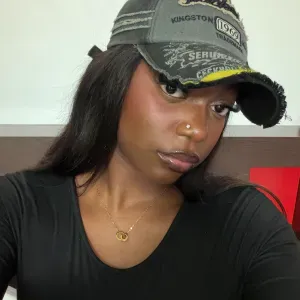 Baby sitter à prête à travailler et sur Paris !