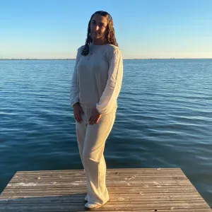 Baby-sitter sérieuse et attentionnée disponible à domicile 