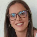 Cuidadora experiente para apoio a idosos