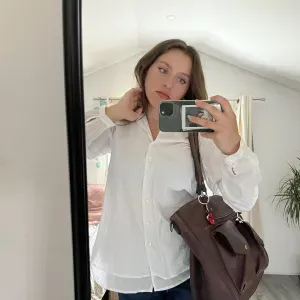 Étudiante à Besançon en psychologie, recherchant des jobs 