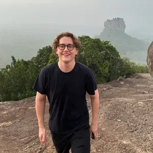 Committed, experienced and flexible tutor, looking for a job