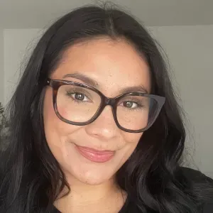 Garde d'enfant avec de l'expérience 