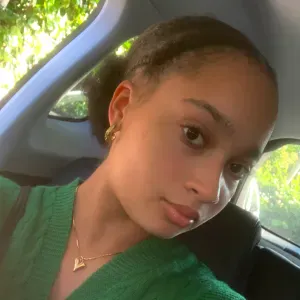 Pet-sitter expérimentée et sérieuse ! 