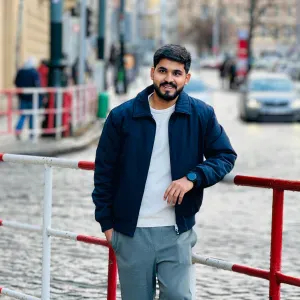 Professeur d'anglais – Enfants, étudiants et adultes