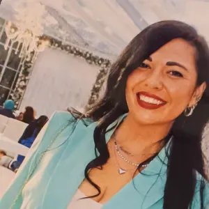 Baby sitter esperta esperienza 11 anni responsabile miniclub