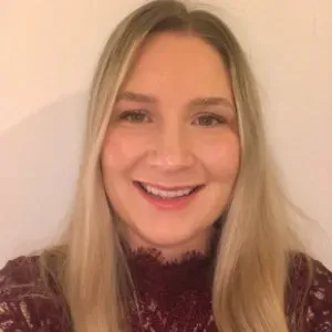 Evening babysitting - 33 year old mum