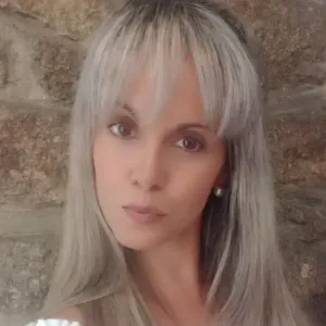 Babysitter com experiência Vila Nova de Gaia