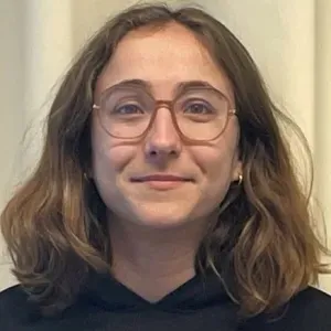 Baby-sitter expérimentée et dynamique à Paris et en banlieu