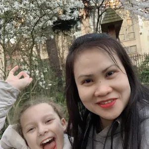 Looking for job house cleaning