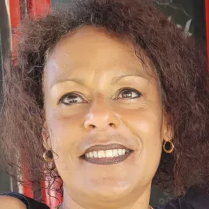 Nanny gentille et joueuse à Lyon et ses environs 