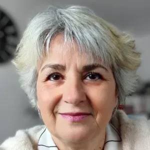 Baby-sitter douce et expérimentée – mamie attentionnée