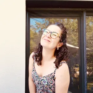 Femme de ménage, course, compagnie 