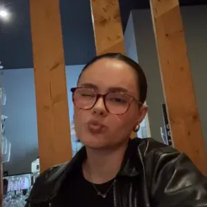 Canguro en El Ejido sin experiencia con ganas de trabajar 