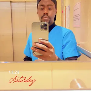 Pflegehelfer mit 3jahren Erfahrung 