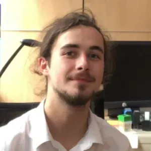 Prof relations internationales et sciences politiques Paris