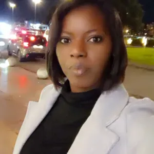 Empregada de limpeza super limpa 