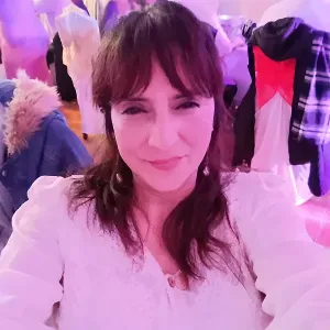 TRABAJADORA FAMILIAR