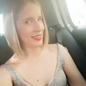 Niñera, canguro en Murcia. Con experiencia.