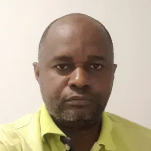 Empregado de limpeza em vila de Melgaço 